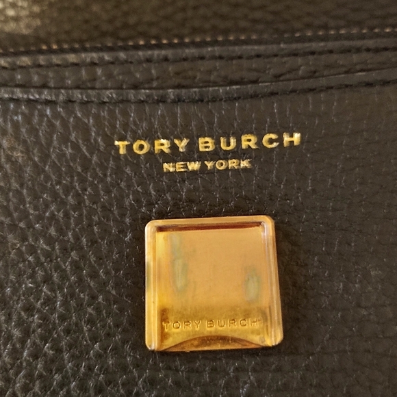 Tory Burch Britten Chain Wallet with Wristlet Pebbled Leather, Black GUC - Picture 6 of 10